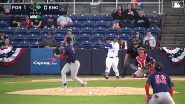 Jorge Polanco's two-run homer