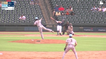 Zach Cole's solo homer