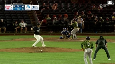 Ryan Jackson doubles (1) on a ground ball to left fielder Chris Newell. Francisco Acuna scores. Kai Murphy scores.