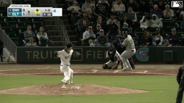 Nacho Alvarez Jr. homers (1) on a fly ball to right center field. Brewer Hicklen scores. Sean Murphy scores.
