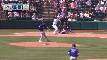 Ralphy Velazquez's solo homer 