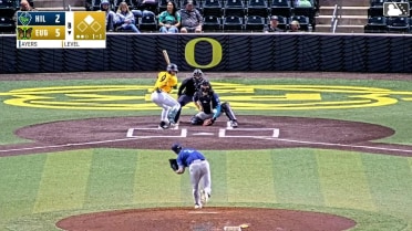 Jhonny Level homers (8) on a fly ball to left field. Jose Ortiz scores.