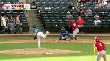 Jesús Báez homers (7) on a line drive to left field. Won-Bin Cho scores.