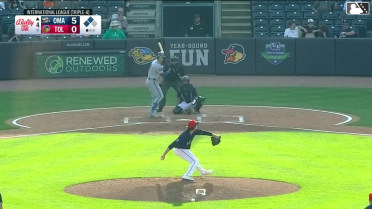 Drew Waters singles on a line drive to left fielder Trei Cruz. Abraham Toro scores. Gavin Cross scores.