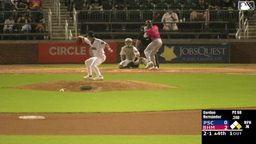Cristian Hernández homers (3) on a fly ball to left field. Juan Matheus scores.