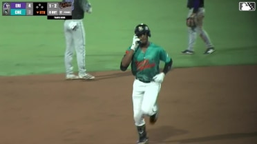 Aron Estrada's solo home run