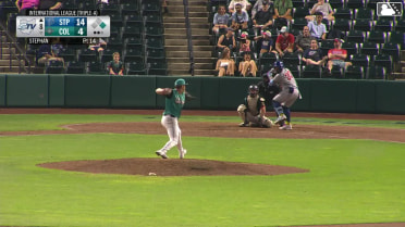 Gabriel Gonzalez homers (16) on a fly ball to left center field. Alan Roden scores.