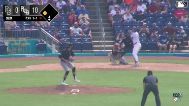 Clay Burdette doubles (4) on a ground ball to left fielder Félix Amparo. Alexander Albertus scores.
