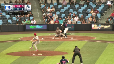 Avery Owusu-Asiedu singles on a sharp line drive to left fielder J.R. Freethy. Kayson Cunningham scores. Brady Counsell to 3rd.