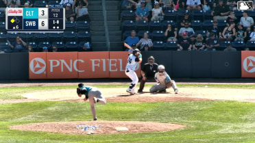 Morris Austin In play, no out to Jasson Domínguez