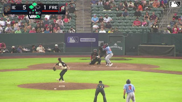 Cesar Quintas doubles (20) on a fly ball to right fielder Carlos Renzullo. Korbyn Dickerson scores. Aiden Taurek scores.