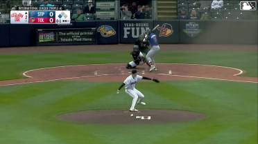 Eric Wagaman singles on a fly ball to center fielder Max Clark. Orlando Arcia scores.