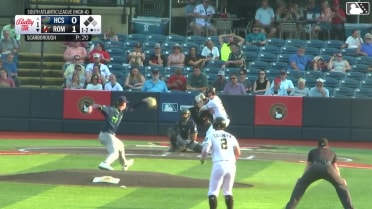 Cody Miller singles on a ground ball to center fielder Paxton Kling. Conor Essenburg scores. Luis Guanipa scores. Cody Miller to 2nd.