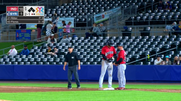 Rafael Flores equals a career high with four hits