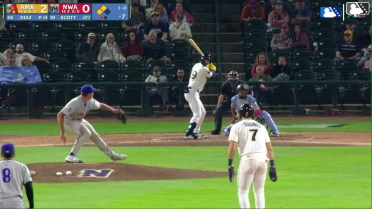 Indigo Diaz Ball to Connor Scott