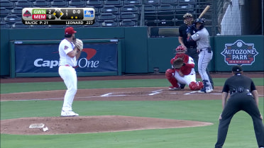 Eddys Leonard slugs a pair of homers