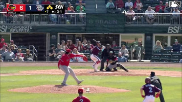 Robert Moore walks. Felix Reyes scores. Garrett Stubbs to 3rd. Christian Cairo to 2nd.