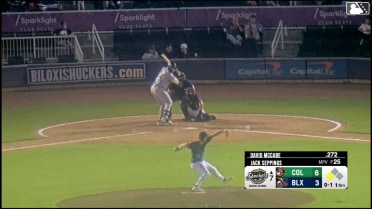 David McCabe doubles (7) on a sharp fly ball to right fielder Mark Coley II. Patrick Clohisy scores.