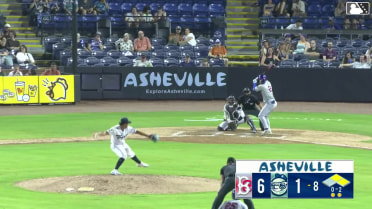 Trey Snyder singles on a fly ball to right fielder Kenni Gomez. Aidan Smith scores. Ronald Hernandez to 3rd.