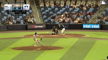 José Mejía singles on a line drive to right fielder Jorge Ruiz. Yerald Nin scores. Slade Caldwell scores. José Mejía to 2nd. Throwing error by right fielder Jorge Ruiz.