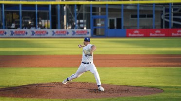 Cates Deals, Guerra Closes in 7-1 Dunedin Win