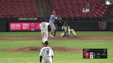 Tai Peete triples (1) on a fly ball to center fielder Braylon Payne.