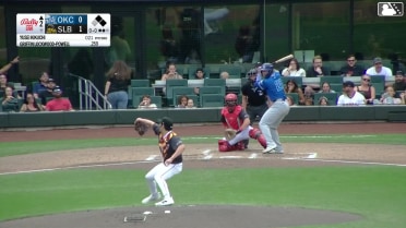 Griffin Lockwood-Powell doubles (7) on a sharp fly ball to center fielder Nelson Rada. Alek Thomas scores. Hyeseong Kim scores.