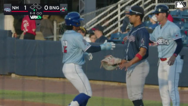 Francisco Lindor's single in first rehab appearance