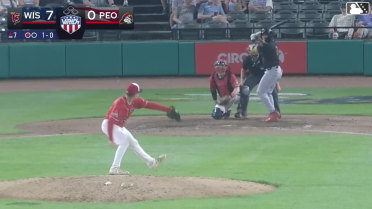Juan Baez triples (1) on a fly ball to center fielder José Suárez. Daniel Guilarte scores.