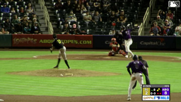 Edouard Julien doubles (9) on a line drive to second baseman Yolmer Sánchez, deflected by first baseman Niko Kavadas. Sterlin Thompson scores. Tyler Freeman to 3rd.