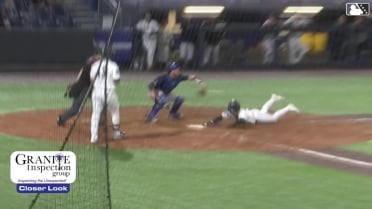 Roc Riggio steals home