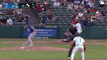 Aaron Rozek In play, run(s) to Esmerlyn Valdez