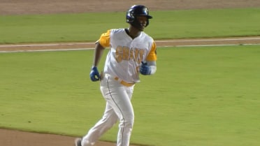 Figueroa's first multi-homer game of the season