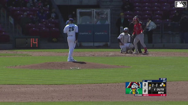 Cade McGee doubles (2) on a sharp line drive to center fielder Jacob McCombs. Won-Bin Cho scores.