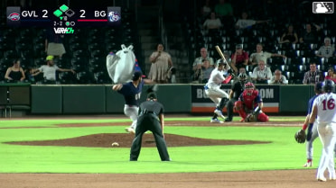 Jhon Diaz singles on a sharp fly ball to center fielder Owen Hull. Nicandro Aybar scores. Carlos Colmenarez to 3rd.