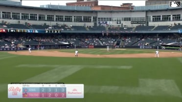 Dylan File In play, run(s) to Owen Miller