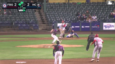 Eli Willits singles on a ground ball to center fielder Robert Arias. Nick Peoples scores. Juan Cruz scores.