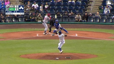 Alex Binelas walks. Dante Nori scores. Bryan Rincon to 3rd. Carson DeMartini to 2nd.
