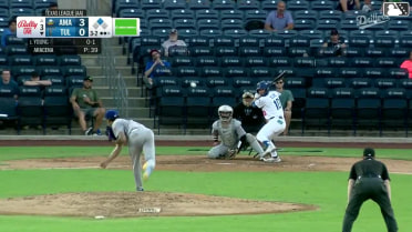 Taylor Young singles on a line drive to left fielder Trent Youngblood. Kole Myers scores. Taylor Young to 2nd.