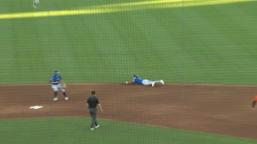 Hyeseong Kim's diving play