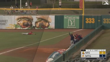 Braves prospect Jesse Franklin V lays out in right