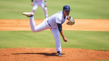 Surge Strike Late in Hooks Home Finale