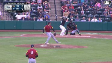 Ralphy Velazquez's solo homer