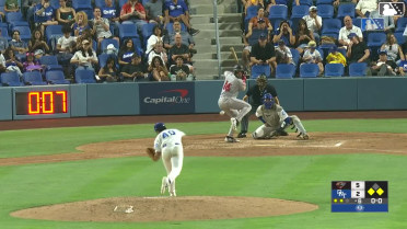 Cristian Arguelles homers (1) on a fly ball to center field. Ashly Andujar scores. Roynier Hernandez scores.