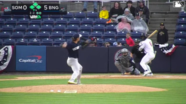 Hayden Merda In play, run(s) to D'Andre Smith