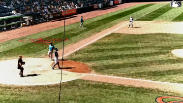 Riley Unroe singles on a line drive to right fielder Jasson Domínguez. Edgar Quero scores. Riley Unroe to 2nd. Fielding error by right fielder Jasson Domínguez.