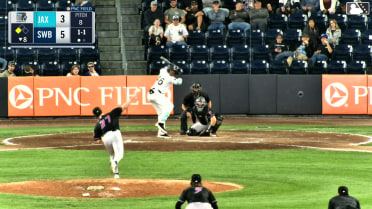 Jake Walkinshaw In play, run(s) to Ernesto Martinez Jr.