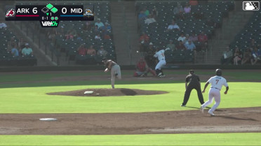 Davis Diaz doubles (5) on a sharp ground ball to left fielder Sammy Siani. Casey Yamauchi scores. Devin Taylor scores.