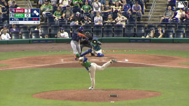 Jesse Winker launches a three-run homer