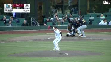 Jake Holton homers (1) on a fly ball to left field. Grant McCray scores.